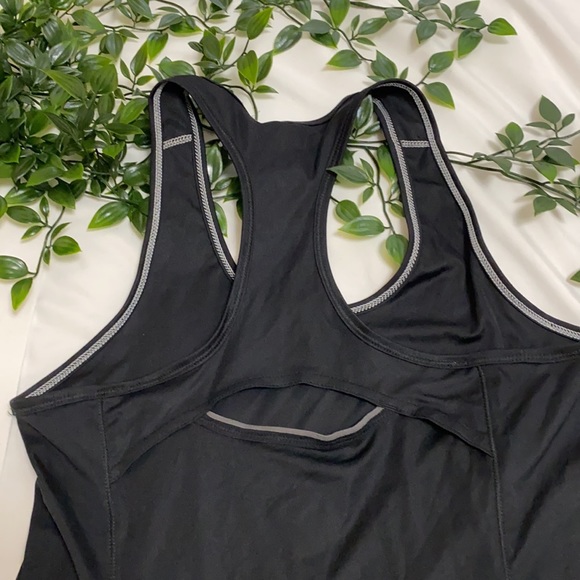 Adidas black active tank - Picture 3 of 4